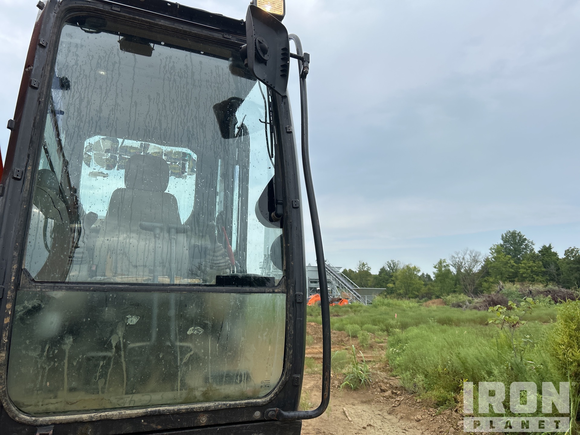 2015 Hitachi ZX250LC-5N Tracked Excavator in Jenks, Oklahoma