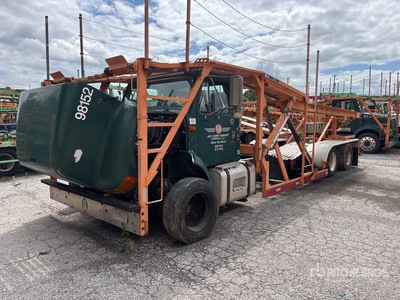 1996 International 8100 6x4 Car Carrier Truck (Inoperable)