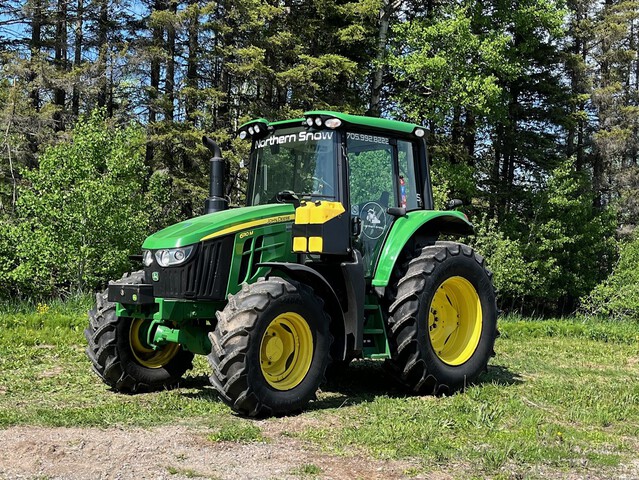2021 John Deere 6110M 4WD Tractor