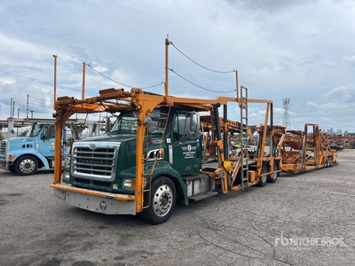 2007 Sterling LT9500 6x4 Camión portavehiculos