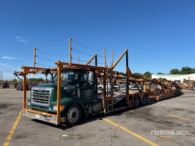 2007 Sterling LT9500 6x4 Camión portavehiculos