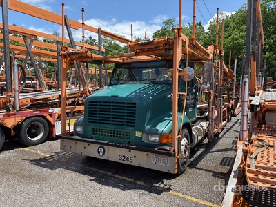2000 International 8100 6x4 Car Carrier Truck (Inoperable)