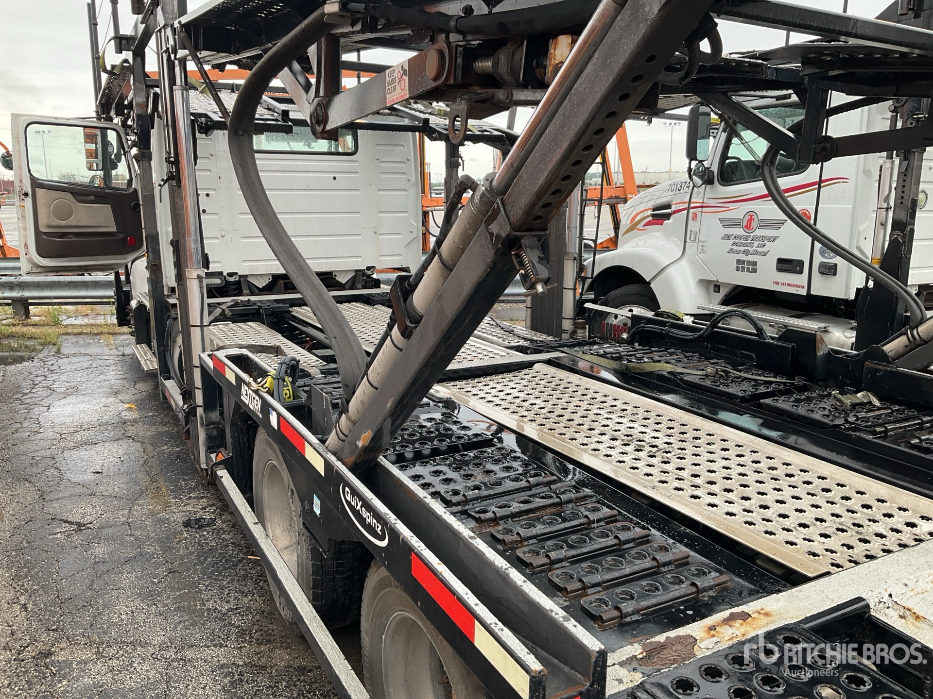 2016 Volvo VAH 6x4 Car Carrier Truck