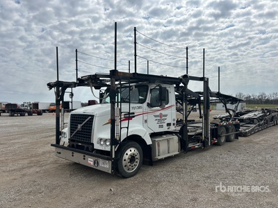 2016 Volvo VAH 6x4 Car Carrier Truck (Inoperable)
