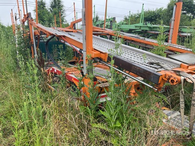 1999 International 8100 6x4 Car Carrier Truck (Inoperable)