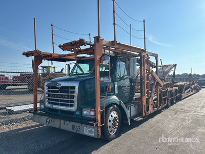 2007 Sterling LT9500 6x4 Camión portavehiculos