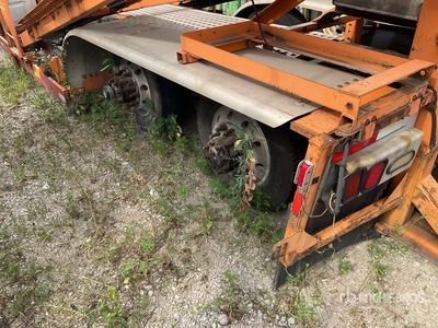 1998 International 8100 6x4 Car Carrier Truck (Inoperable)