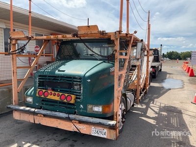 2003 International 8100 6x4 Autocarro trasporto automobili (Inoperable)