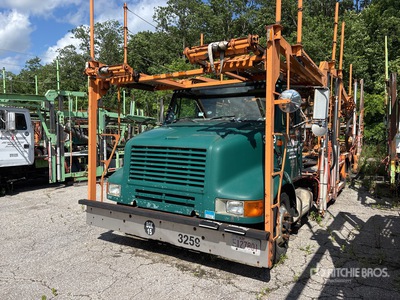 2000 International 8100 6x4 Car Carrier Truck (Inoperable)