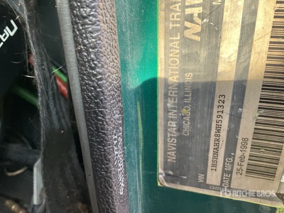 1998 International 8100 6x4 Car Carrier Truck (Inoperable)