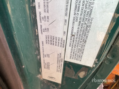 2007 Sterling LT9500 6x4 カーホーラ (Inoperable)