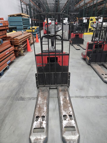 2013 Raymond 8410 Electric Pallet Jack