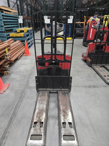2013 Raymond 8410 Electric Pallet Jack