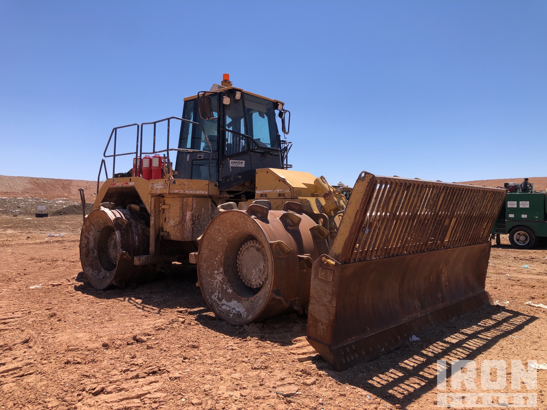 1999 Cat 826G Landfill Compactor in Los Lunas, New Mexico