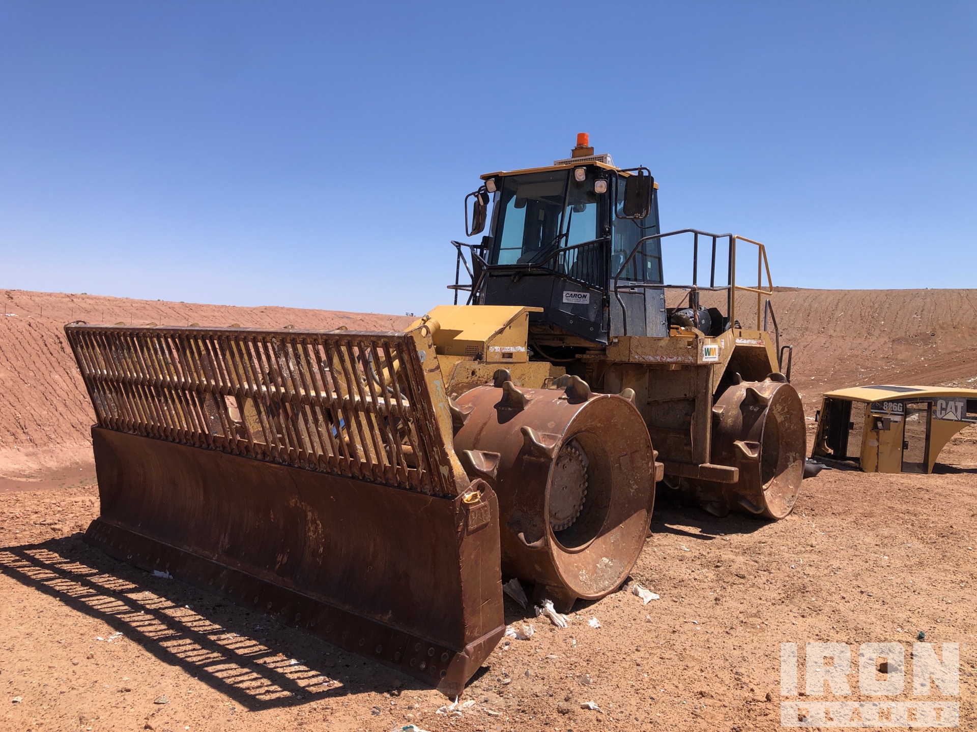 1999 Cat 826G Landfill Compactor in Los Lunas, New Mexico
