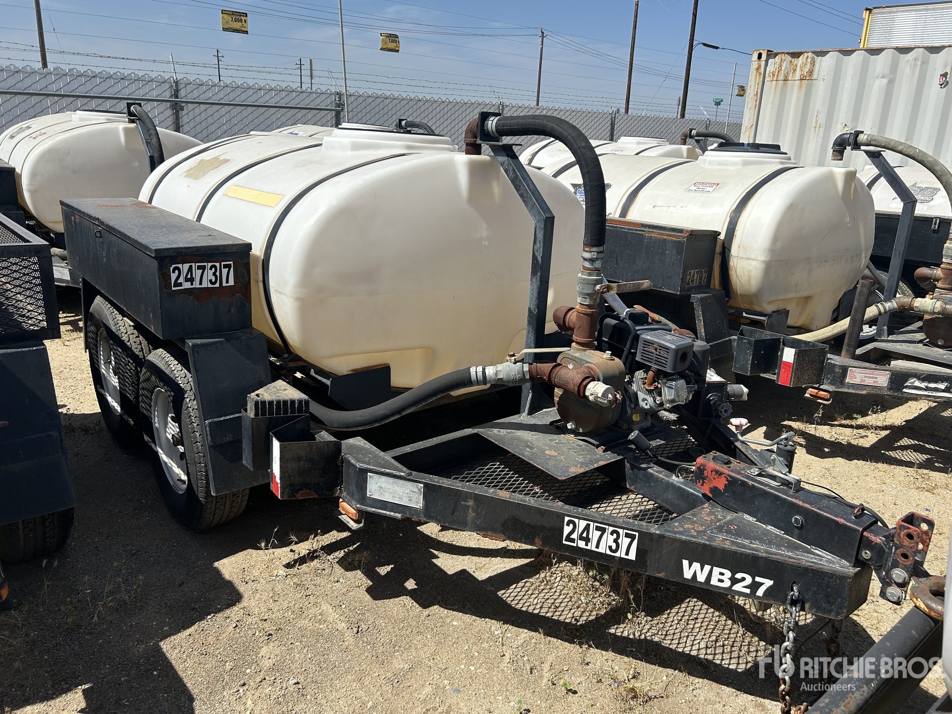 2013 Brock's Trailers 500 Gal T/A Przyczepa do przewozu wody