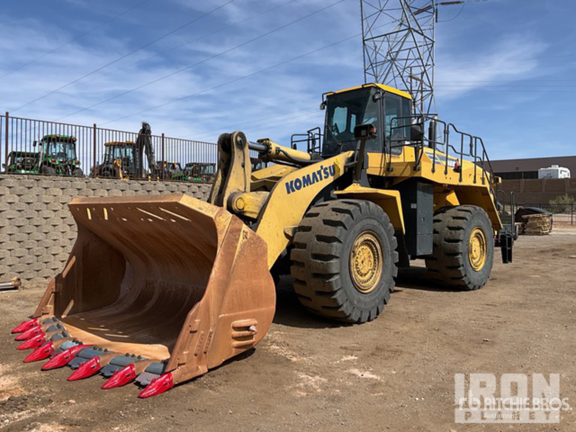 2016 Komatsu WA600-8 Wheel Loader