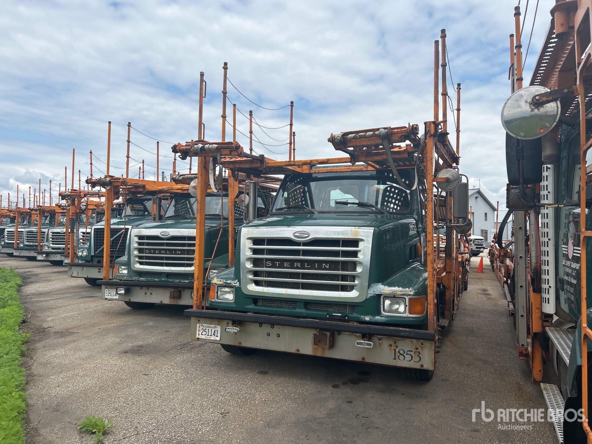 2007 Sterling LT9500 6x4 Car Carrier Truck