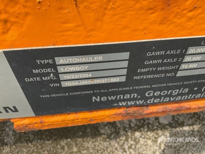 2003 Delavan Lowboy 200 T/A Car Carrier Trailer