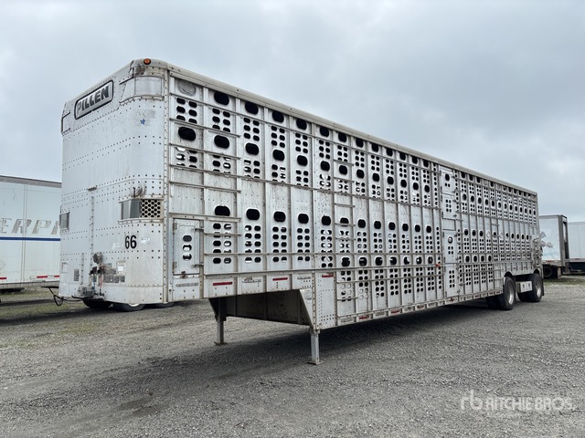 2006 Wilson 53 ft T/A Spread Axle Livestock Trailer