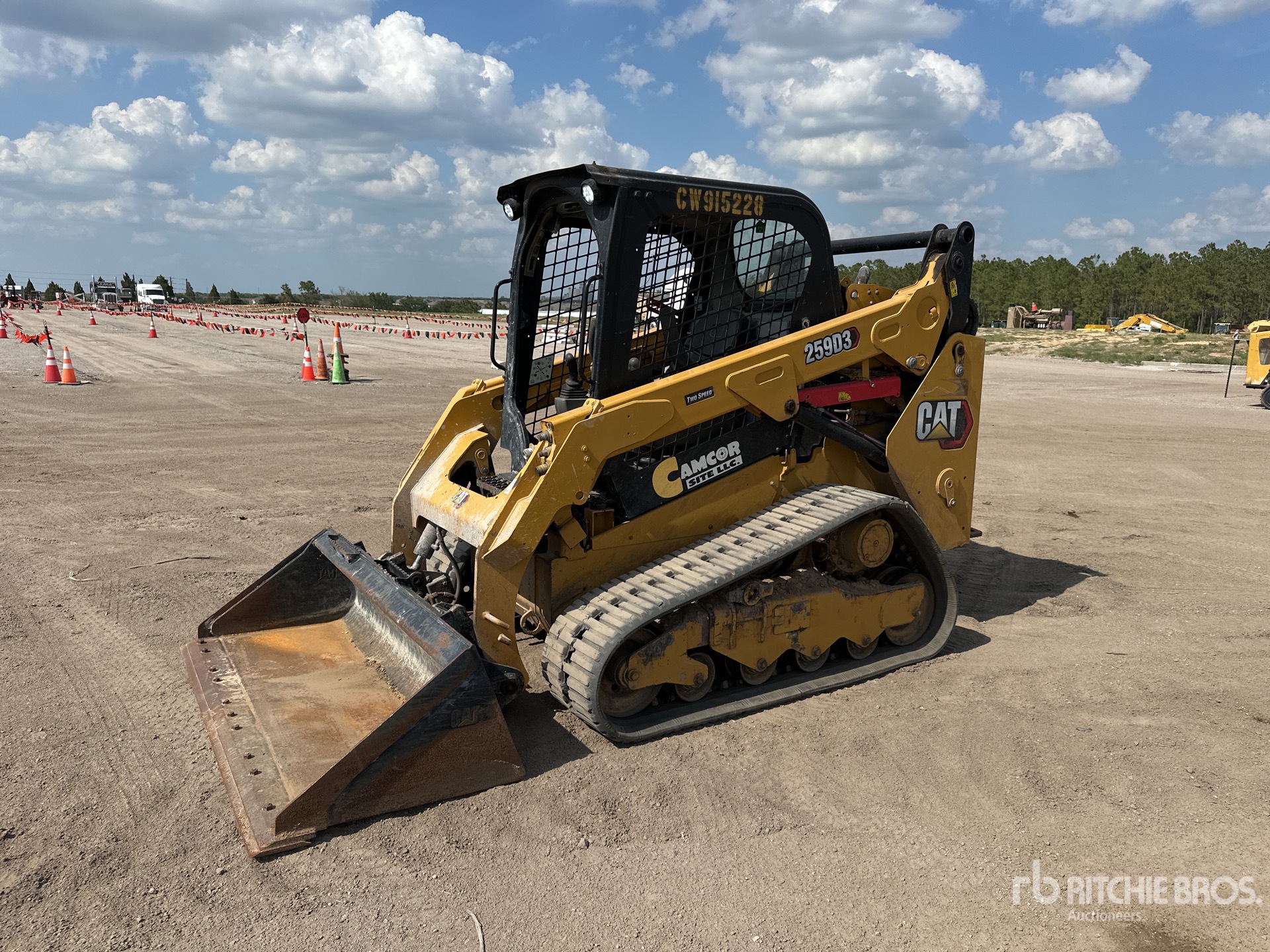 2021 Cat 259D3 Two-Speed لودر بجنزير
