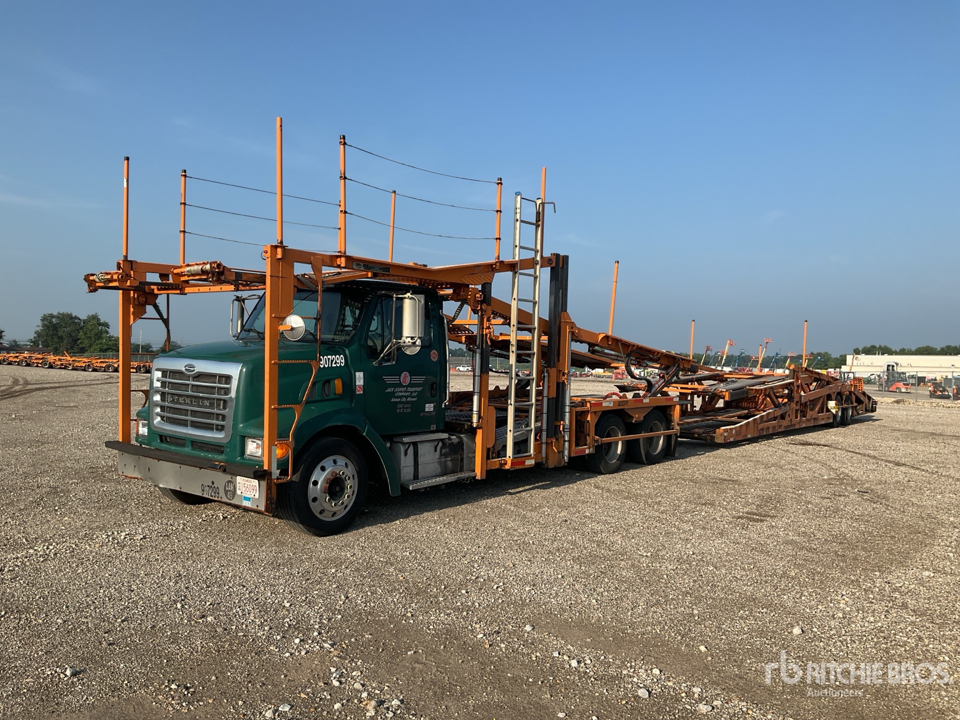 2000 Sterling LT9500 6x4 Camion transporteur de voitures