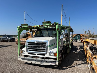 2007 Sterling LT9500 6x4 شاحنة نقل سيارات