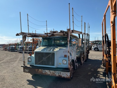 2000 Volvo WAH 6x4 Car Carrier Truck (Inoperable)