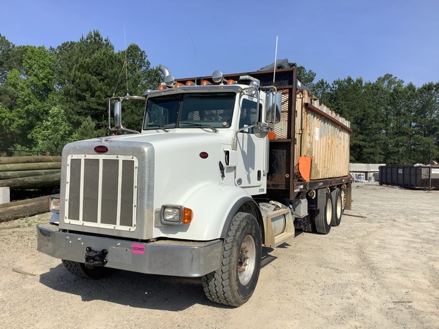 2015 Palfinger M13A71 9656 lb Knuckle Boom on 2017 Peterbilt 365 6x4 Boom Truck