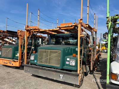 2000 Volvo WAH 6x4 شاحنة نقل سيارات (Inoperable)