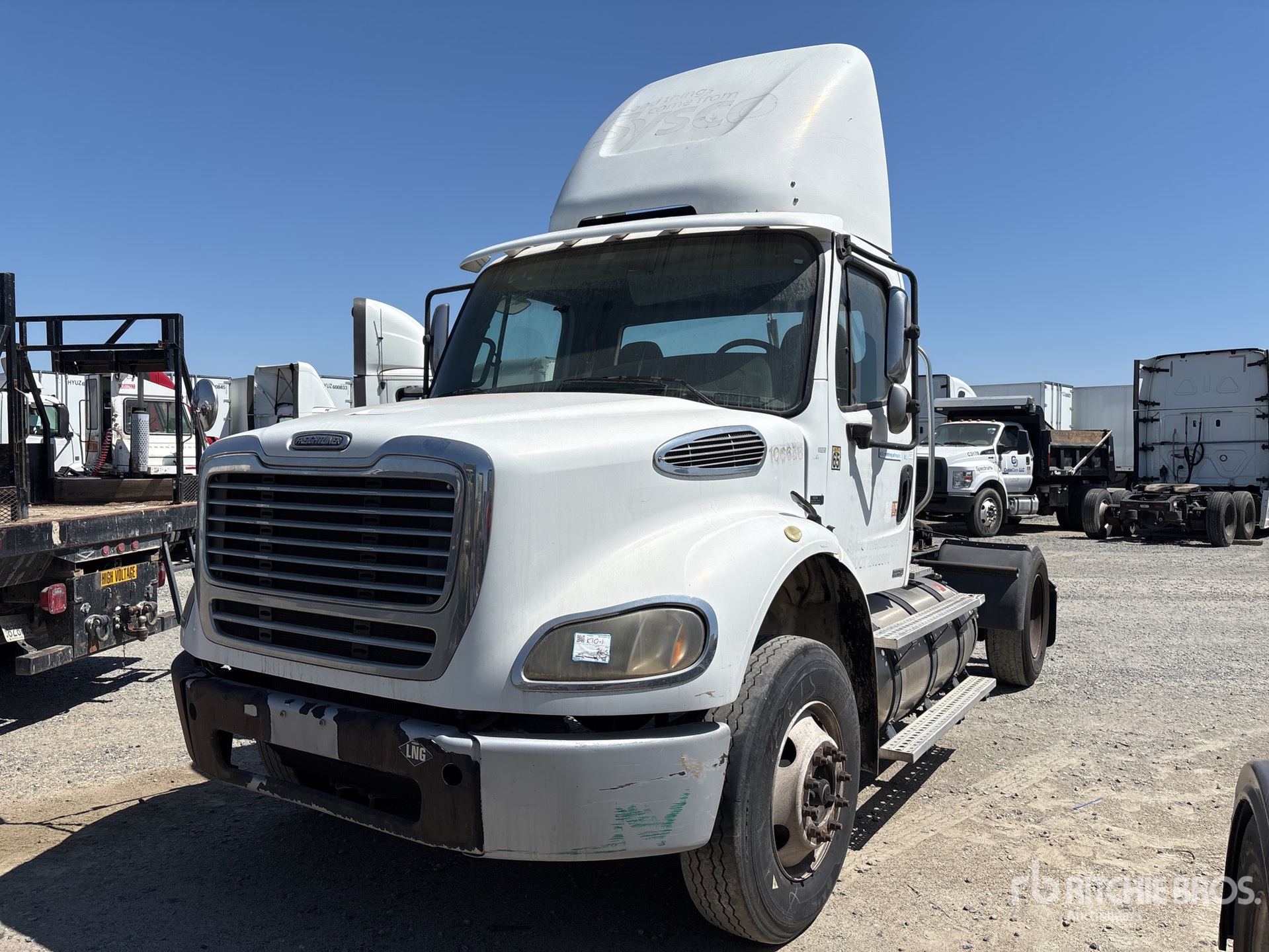 2010 Freightliner M2 112 4x2 Day Cab Truck Tractor