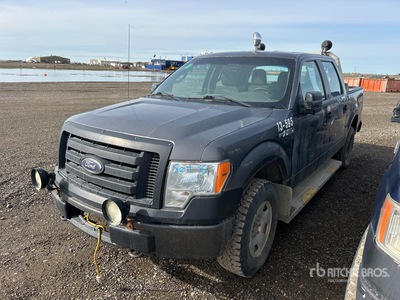 2010 Ford F-150 XL 4x4 Crew Cab Pickup