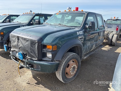 2008 Ford F-550 4x4 Crew Cab Autocarro cabina e telaio (Inoperable)