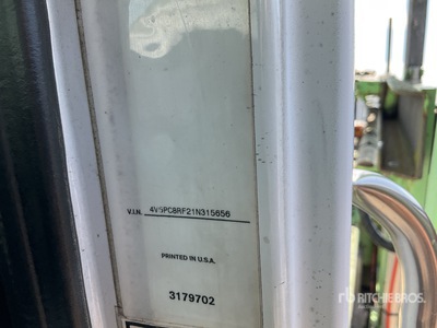 2001 Volvo WAH 6x4 Car Carrier Truck (Inoperable)