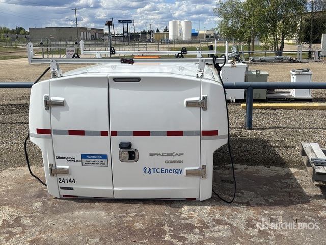 SpaceKap Truck Topper in Edson, Alberta, Canada (IronPlanet Item #13490007)