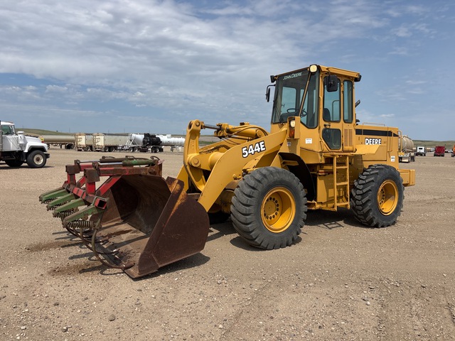 1992 John Deere 544E