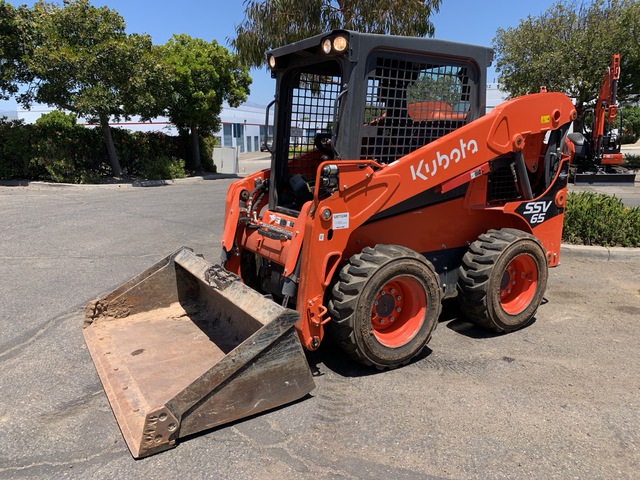 2024 Kubota SSV65P