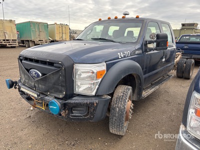 2014 Ford F-550 XL 4x4 Crew Cab Fahrgestell