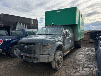 2008 Ford F-550 XL 4x4 Van Truck (Inoperable)