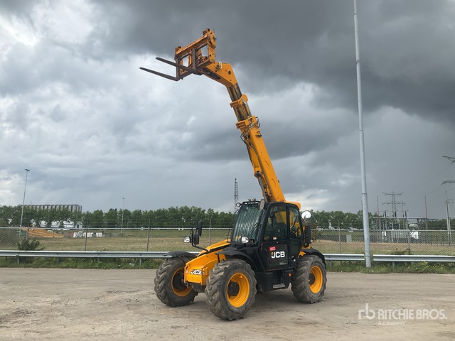 2021 JCB 535-95 Telehandler | Ritchie Bros. Auctioneers