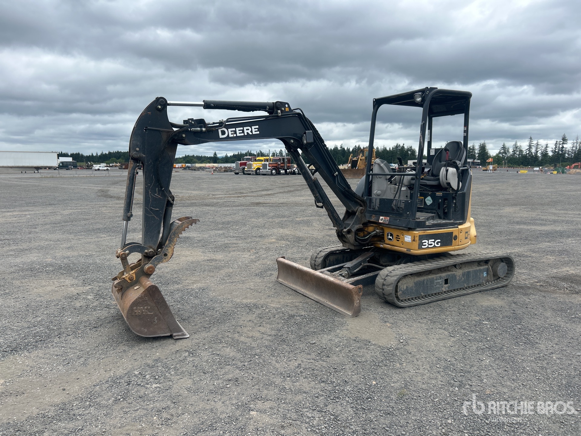 2016 John Deere 35G Mini Excavator