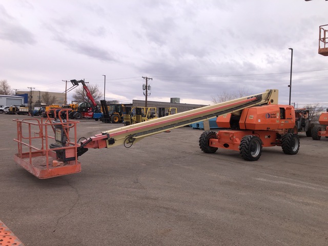 2014 JLG 800S