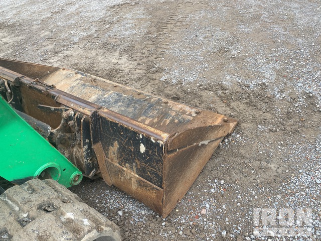 MINI CARGADOR SOBRE ORUGAS 2019 BOBCAT T630