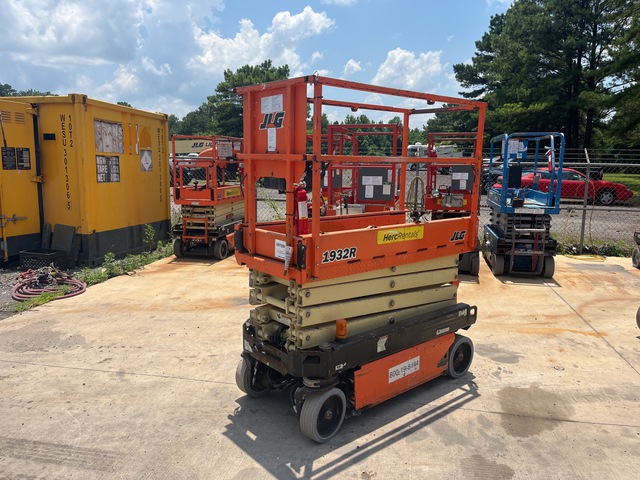 2018 JLG 1932R
