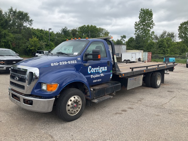 2011 Ford F-650 XLT 4x2 Rollback Truck