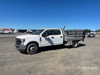 2020 Ford F-350 4x2 Crew Cab Autocarro di servizio