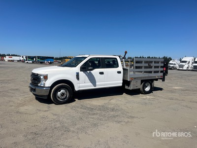 2020 Ford F-350 4x2 Crew Cab Flatbed Truck