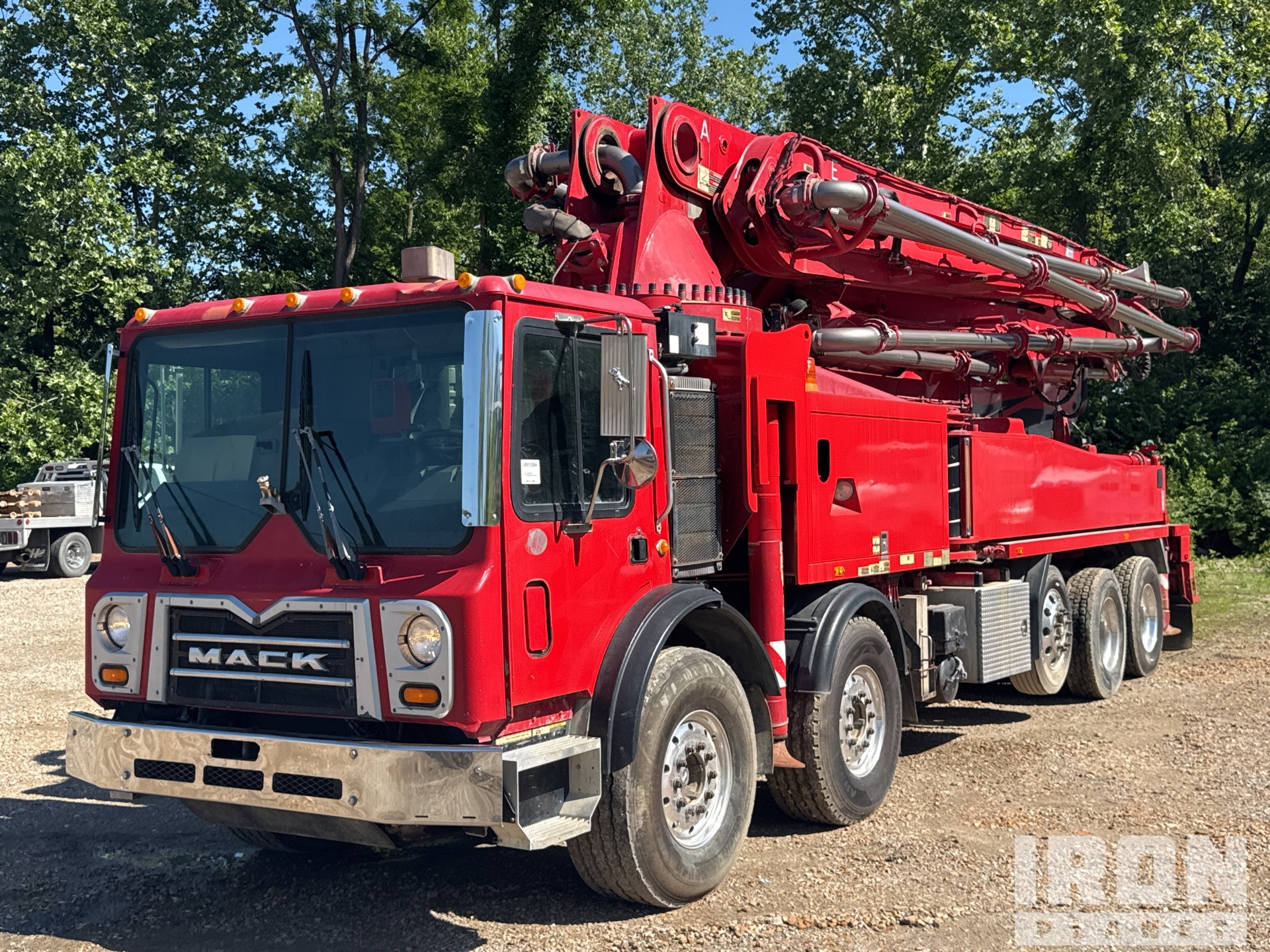 2014 Putzmeister BSF 47-5 RZ.16H 151 ft on 2014 Mack MRU613 10x4 Twin-Steer Concrete Pump Truck