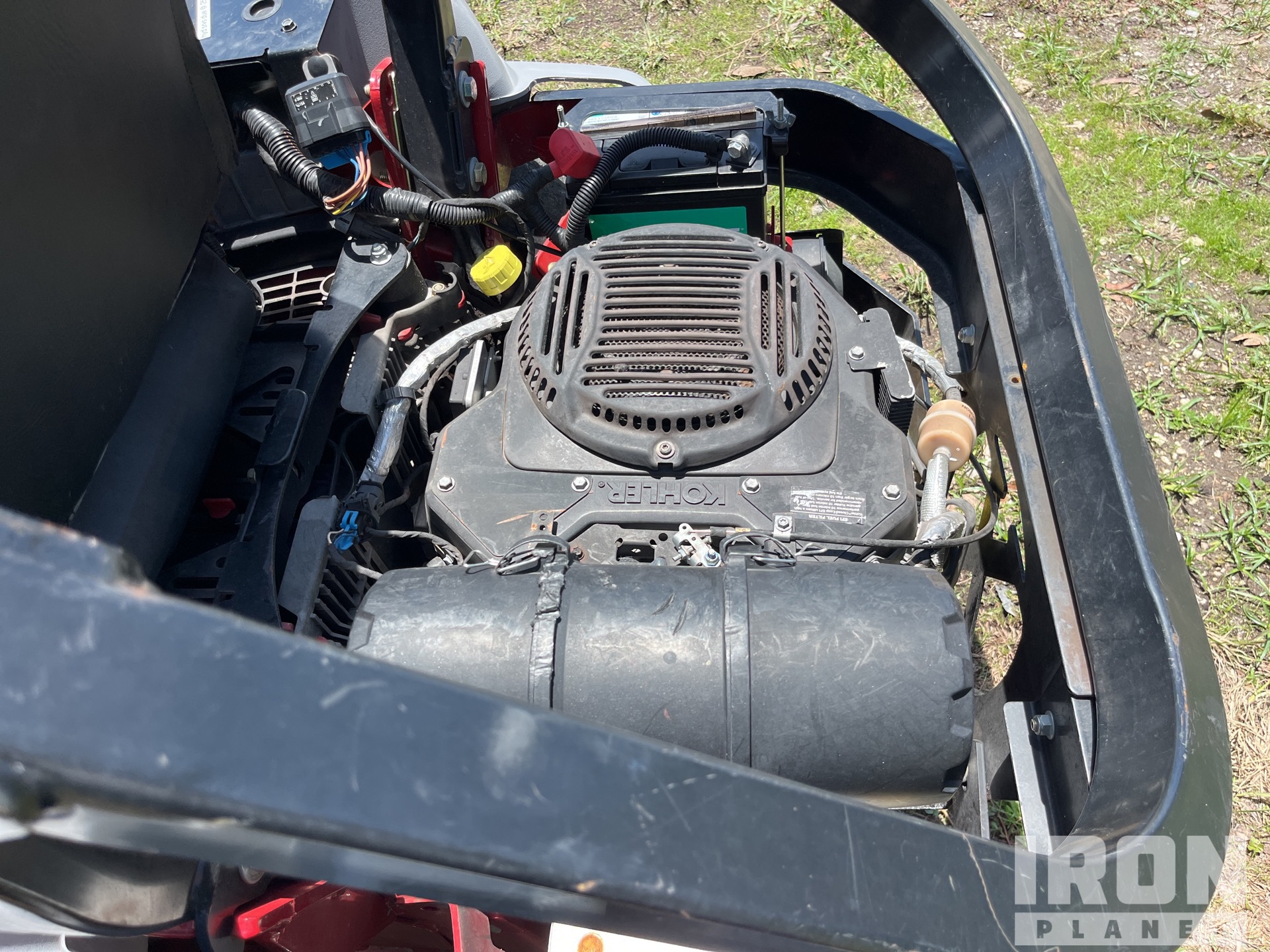 2022 Exmark Lazer Z Zero-Turn Lawn Mower (Inoperable) in