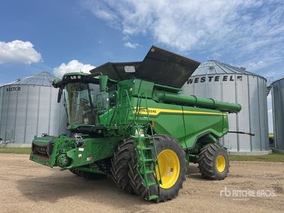 John Deere X9 1000 Moisonneuse-batteuse